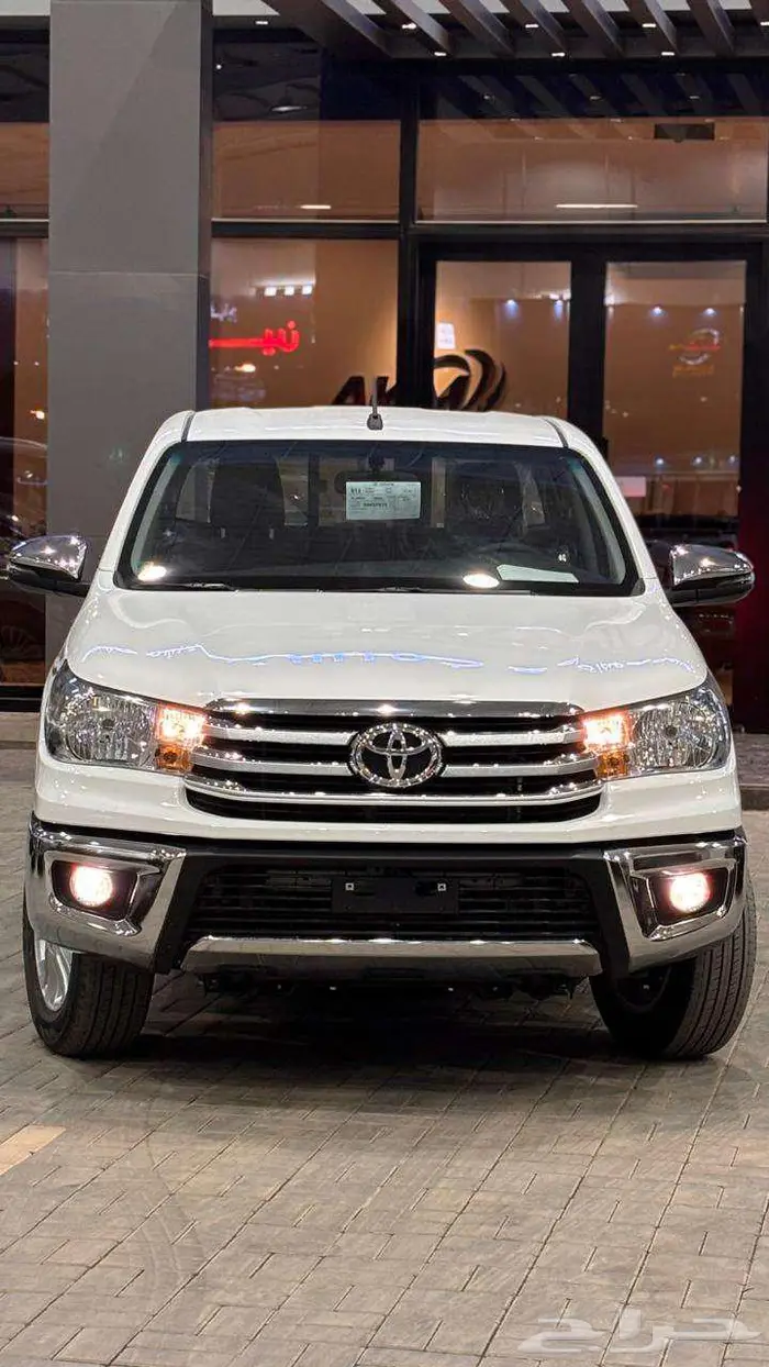 هايلكس GLX2 2025 وارد الساير بنزين 2