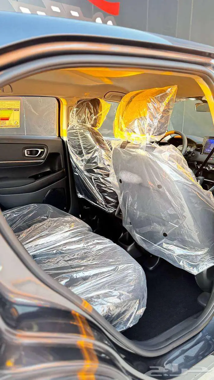 هوندا اتش ار في LX 2024 لدى شركة عبدالمجيد الخضر 9