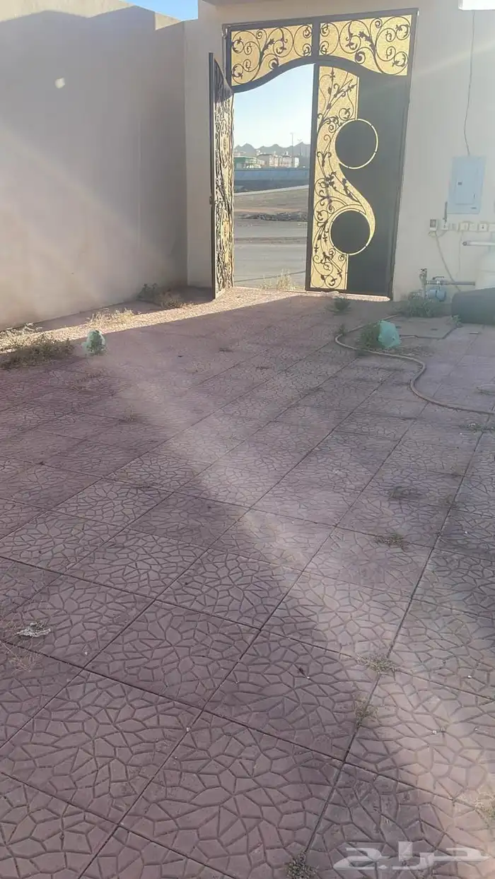 استراحة للبيع مليون و100 بحمراء الاسد ب 2