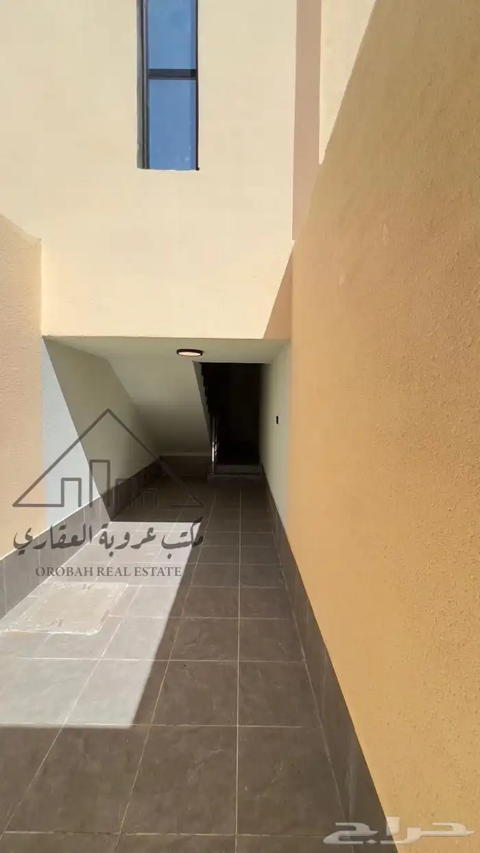فيلا روف علوي 590 8