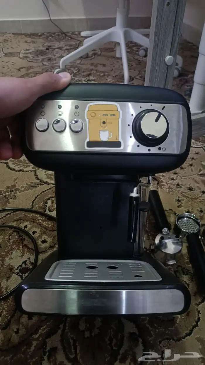 اله اسبرسو مع ملحقاتها نظيفه جدا 1