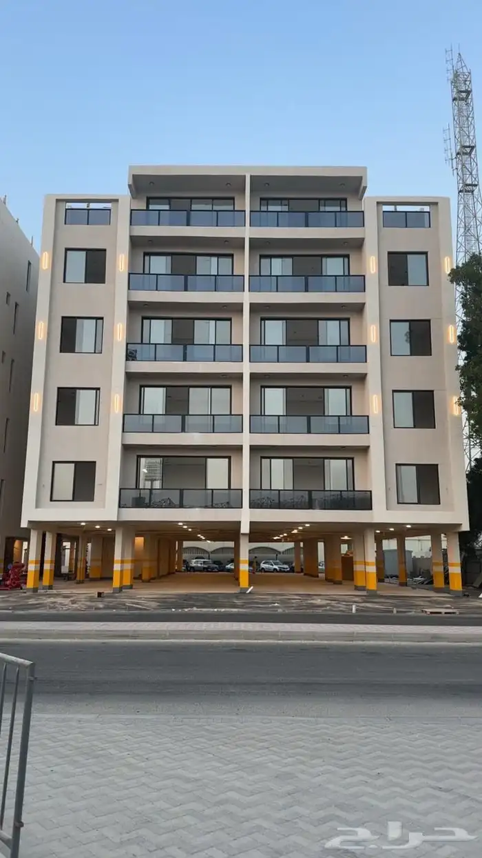 شقق للبيع حي الامير محمد بن سعود 0