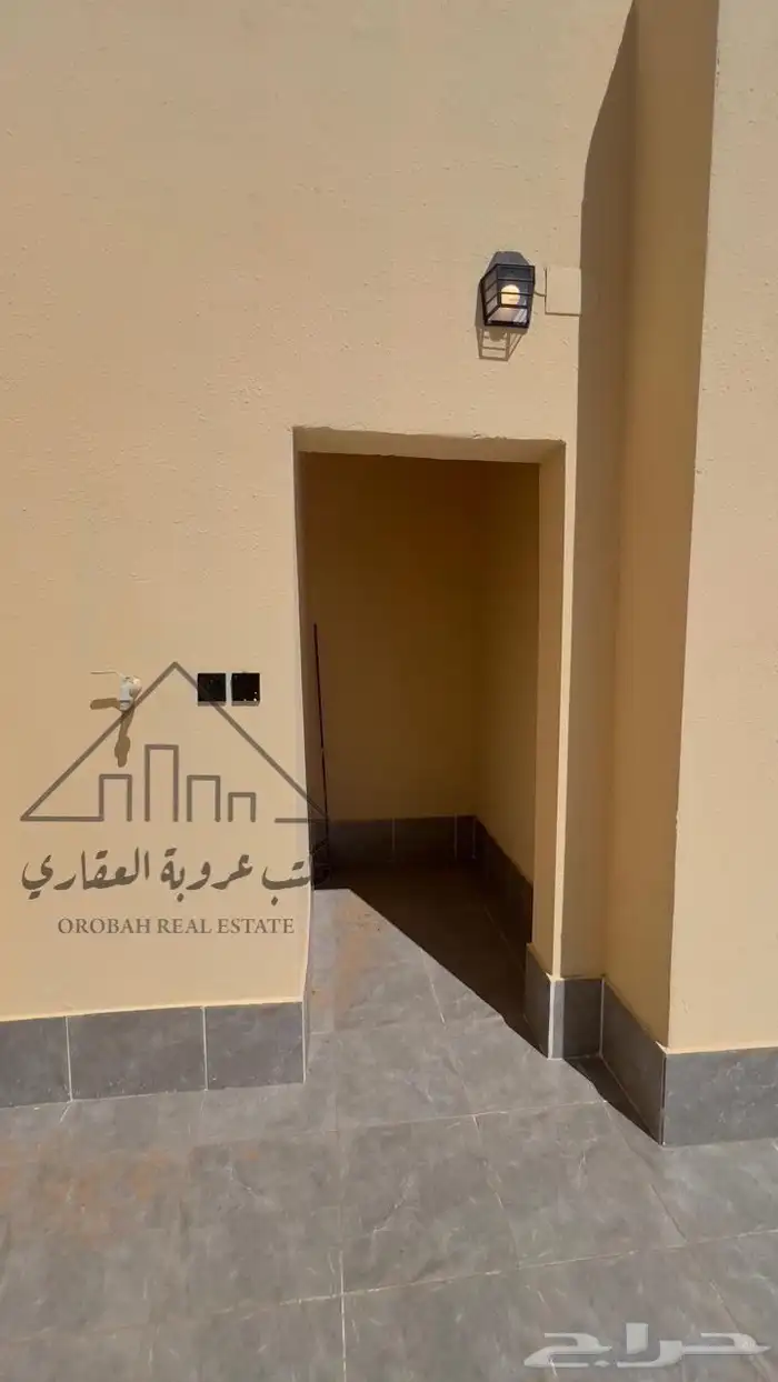 فيلا روف علوي 590 14