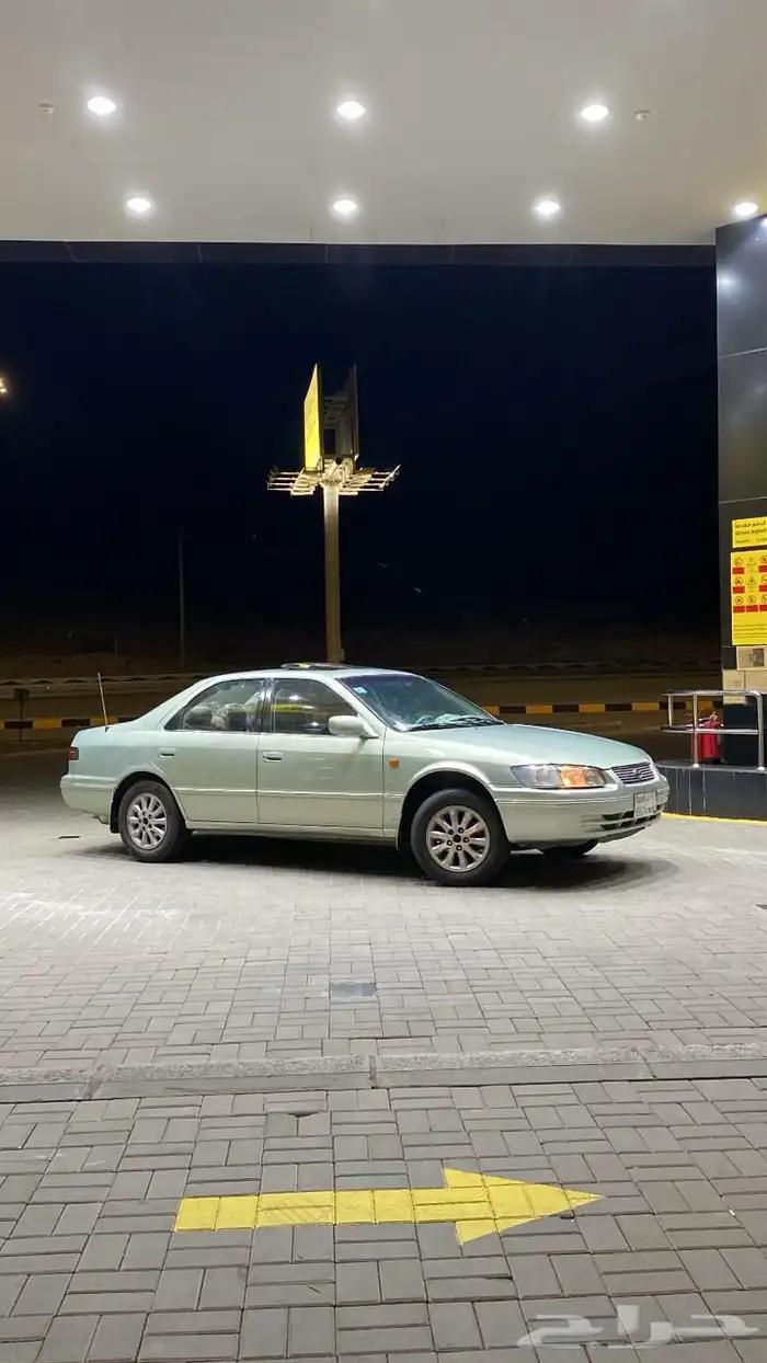 كامري 2000 . 4