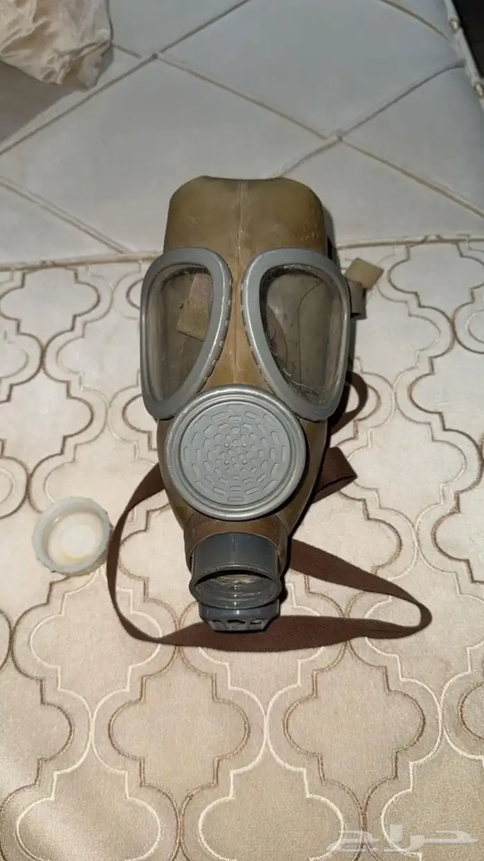 قناع حرب صدام  حسين النسخة  أربعة  في العالم 4