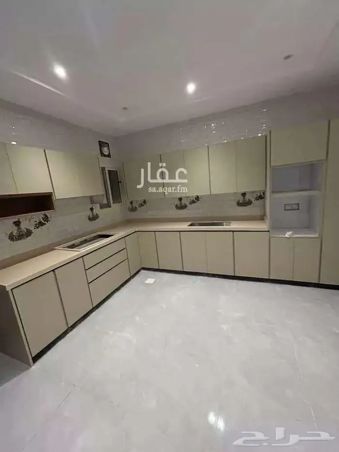شقه عوائل للايجار بموقع مميز بحي الفيحاء 2