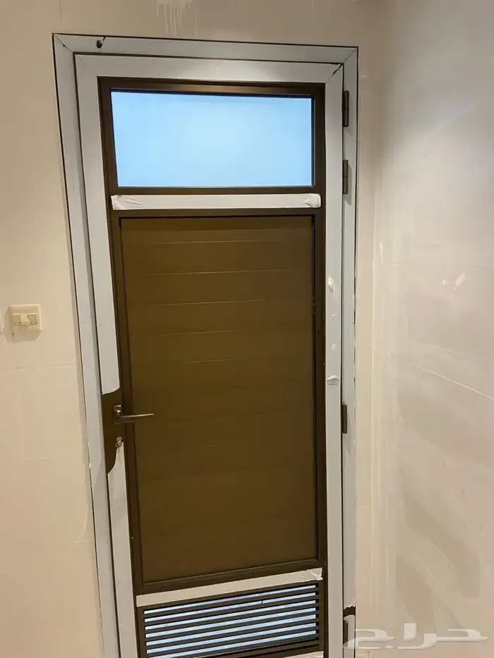 ألومنيوم استركشر كارتنول أبواب المونيوم وشبابيك 11