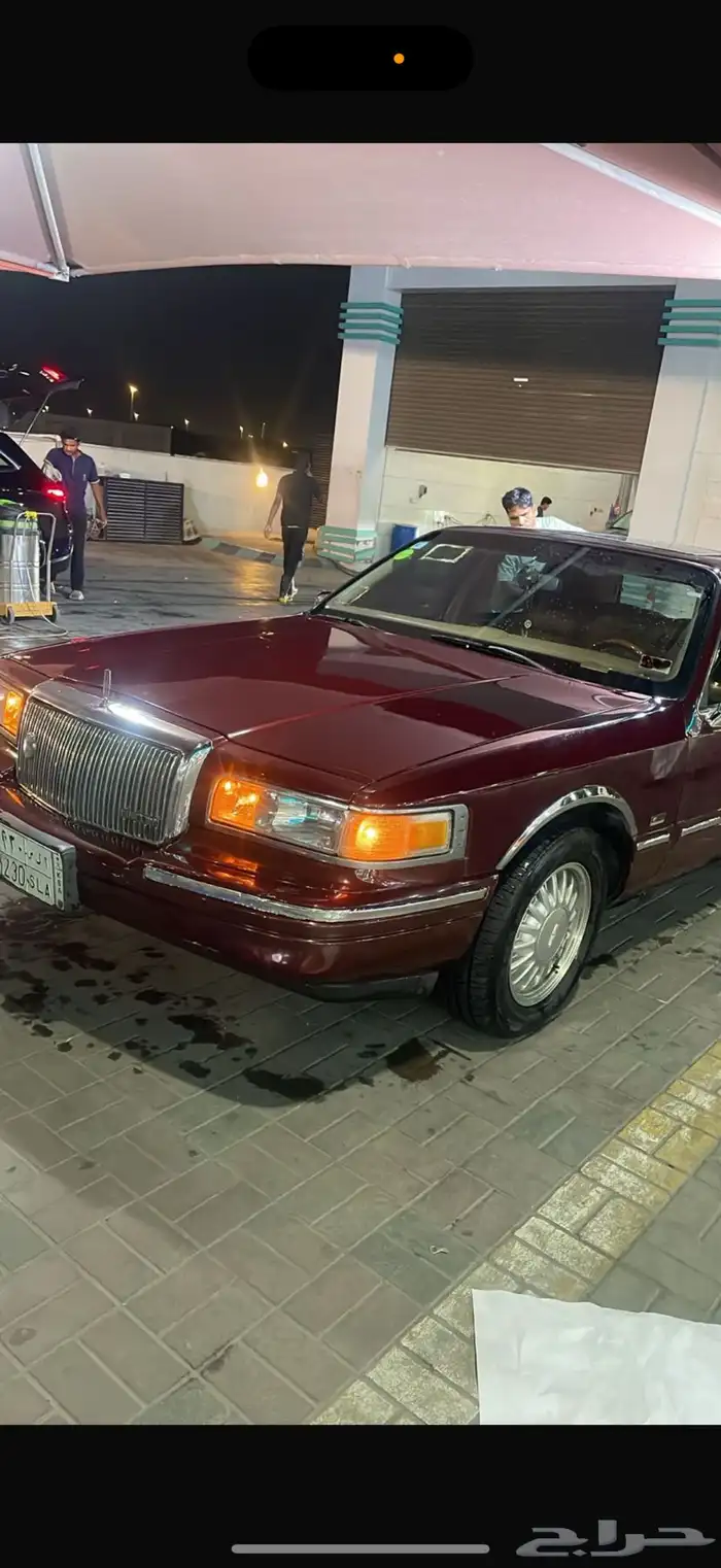 لنكولن تاون كار 1995 0