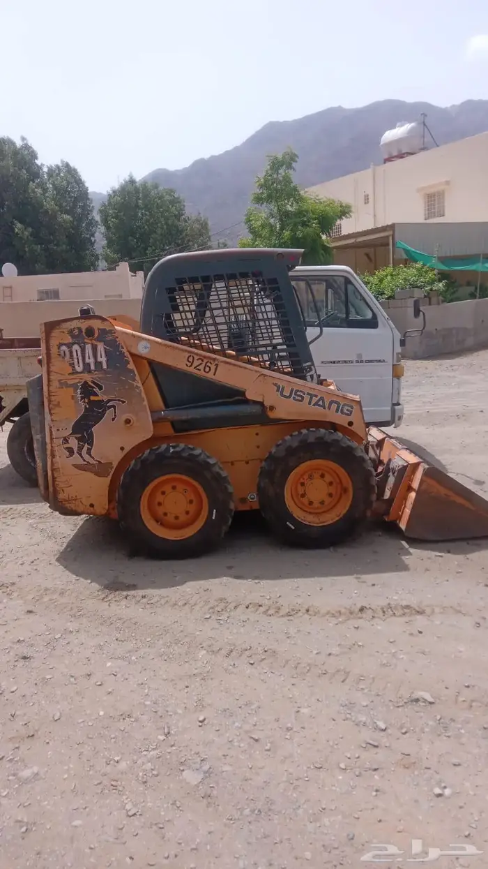 للبيع قلاب ايسزو مع بوبكات موستنق 0