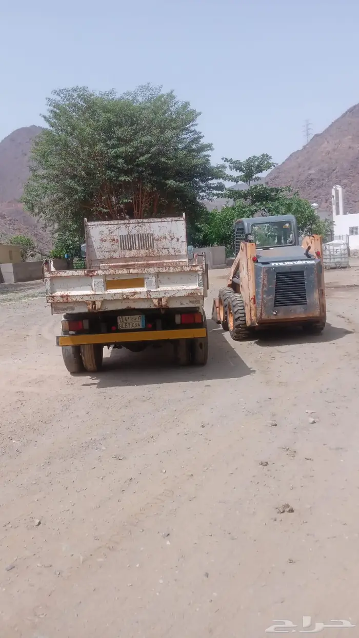 للبيع قلاب ايسزو مع بوبكات موستنق 2