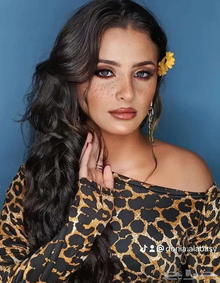 فنانه ميكب ارتست دينا العباسي 0