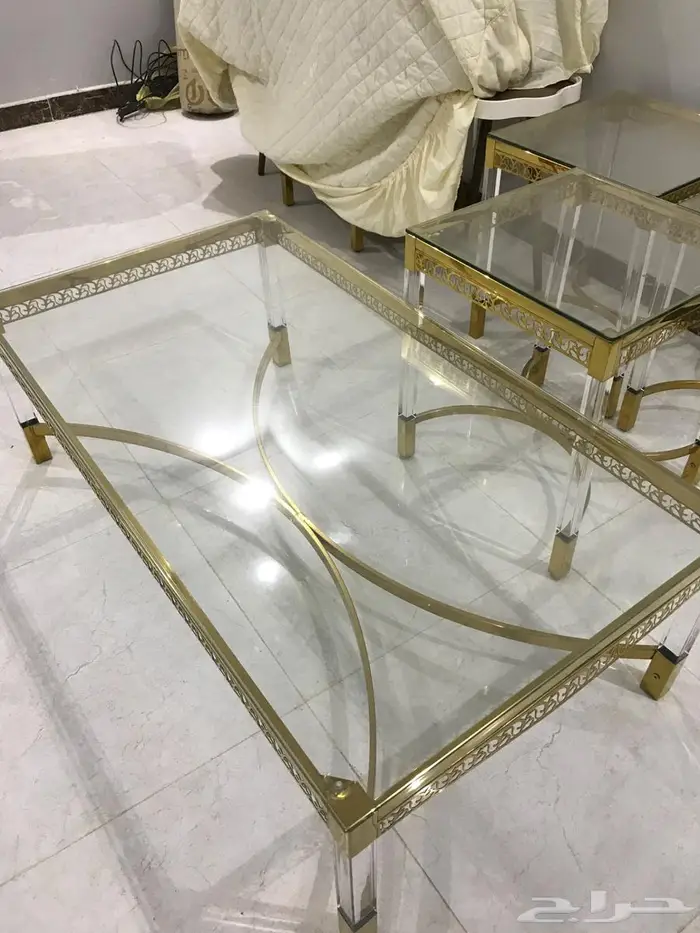 طاولة زجاج للبيع 0