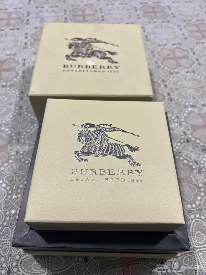 ساعة بيربري رجالي ساعة سويسرية أصلية 4