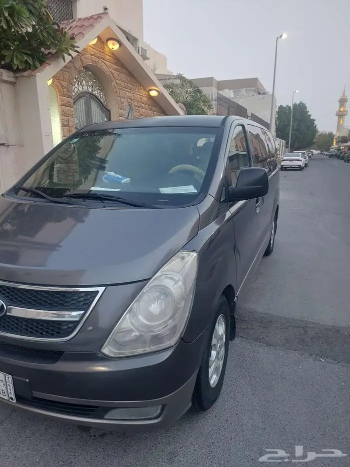H1 hundai model 2013 7 seater ..sr37500 2