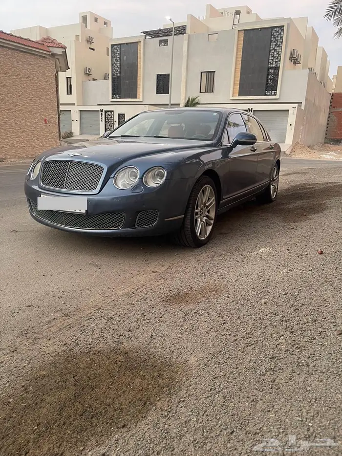 للبيع بنتلي فلاينج سبير موديل 2010 4