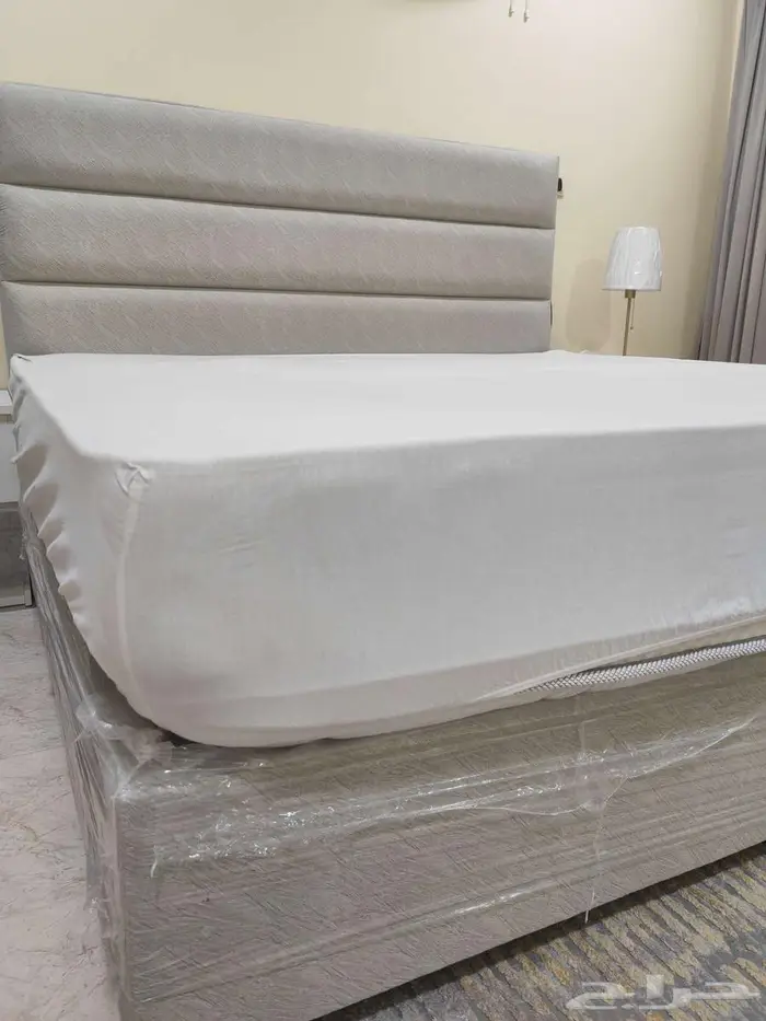 سرير ومرتبة 1