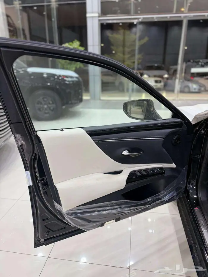 لكزس ES 250 AA بنزين سعودي اقل سعر كاش وبنوك 10