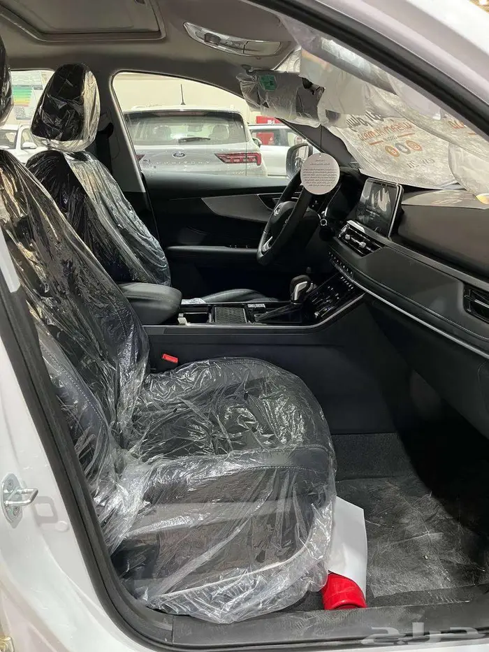 عرض خاص شيري تيجو 4 برو لاكجيري 1.5 موديل 2023 بطاقه جمركه 7