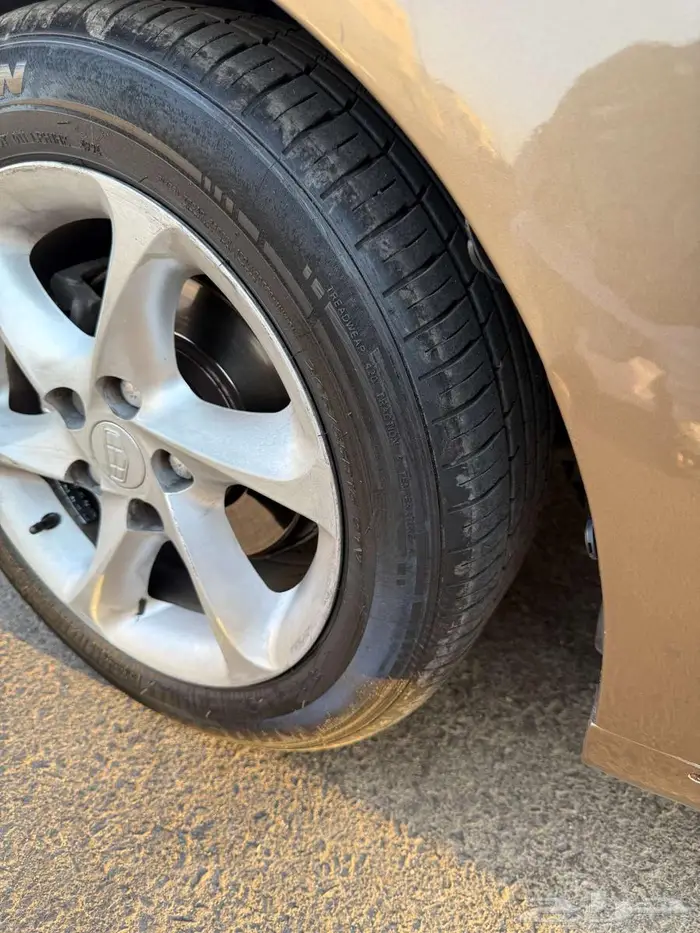 GEELY EMGRAND EC7 2013 MODEL AUTOMATIC 7