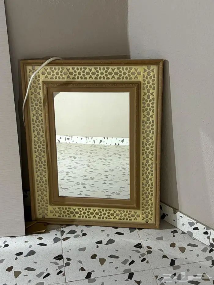 مغسلة ومراية رخام 1