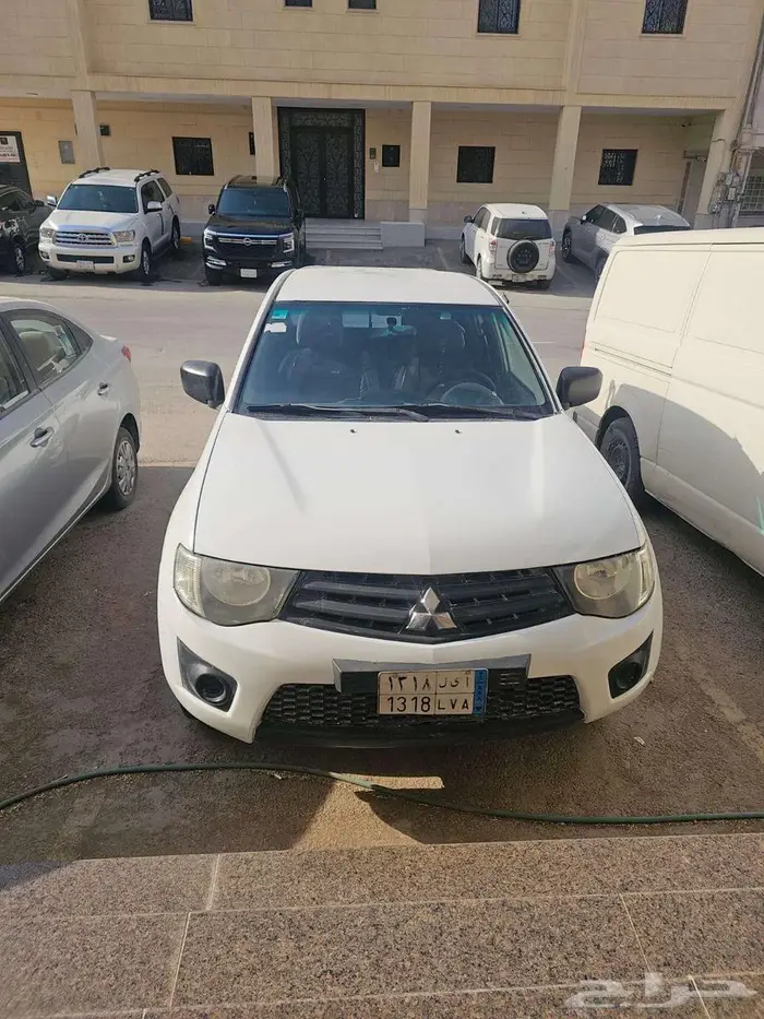 ميتسوبيشي L200 2015 0