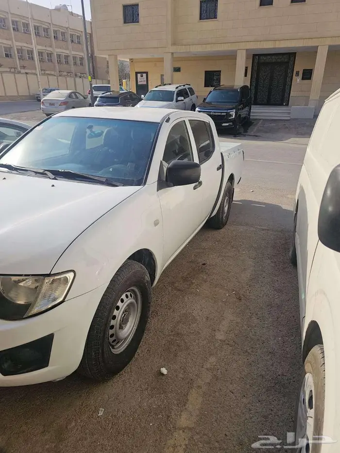 ميتسوبيشي L200 2015 2