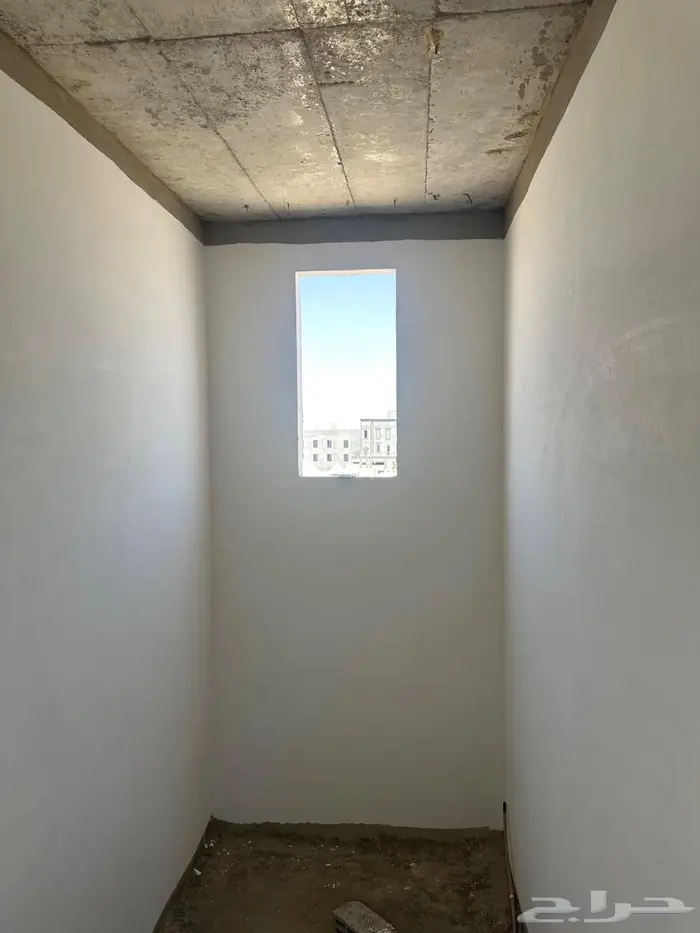 للبيع 3 شقق في فيلا حي المهدية 0
