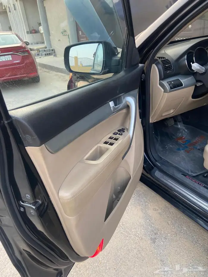 كيا سورنتو 2012 2