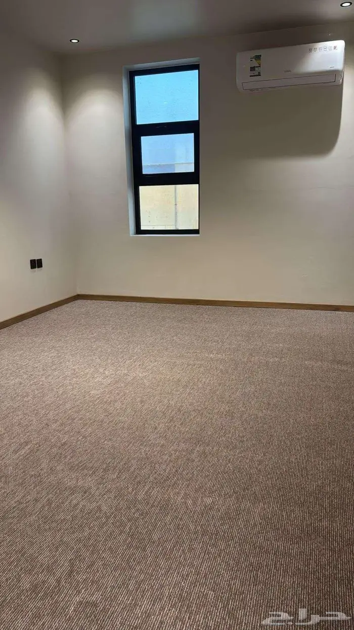 للايجار مكاتب جديدة مجهزة طريق انس بن مالك بجوار محطة المترو 2