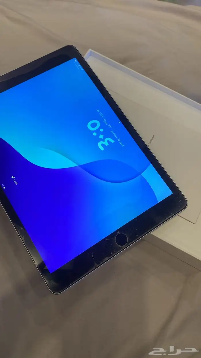 ايباد الجيل9 للبيع با 900 2