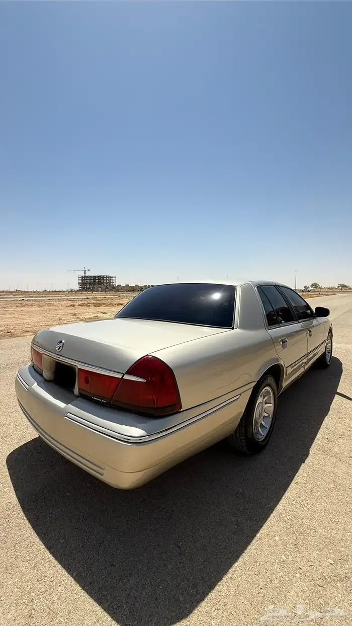 فورد مديل 2000 3