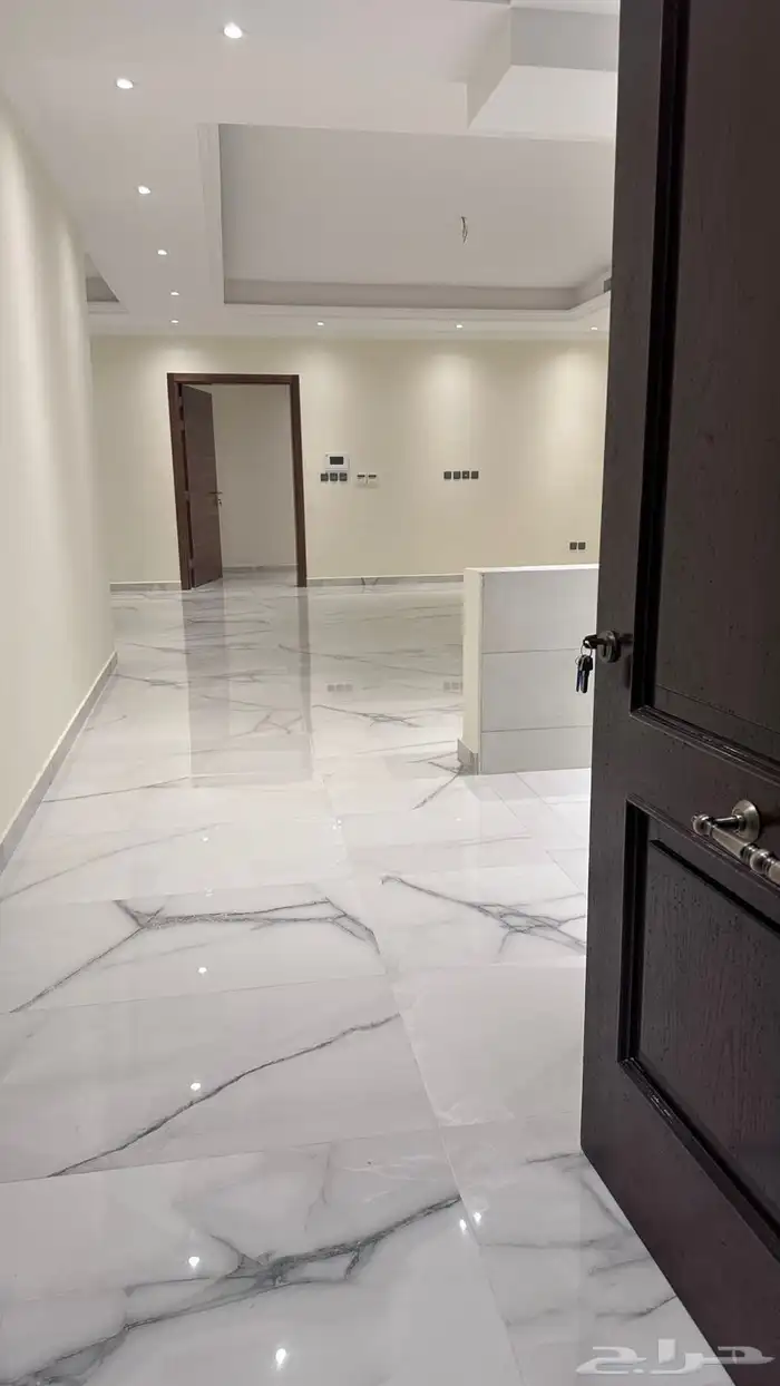 شقه فاخره بحي الشاطىء للايجار 5