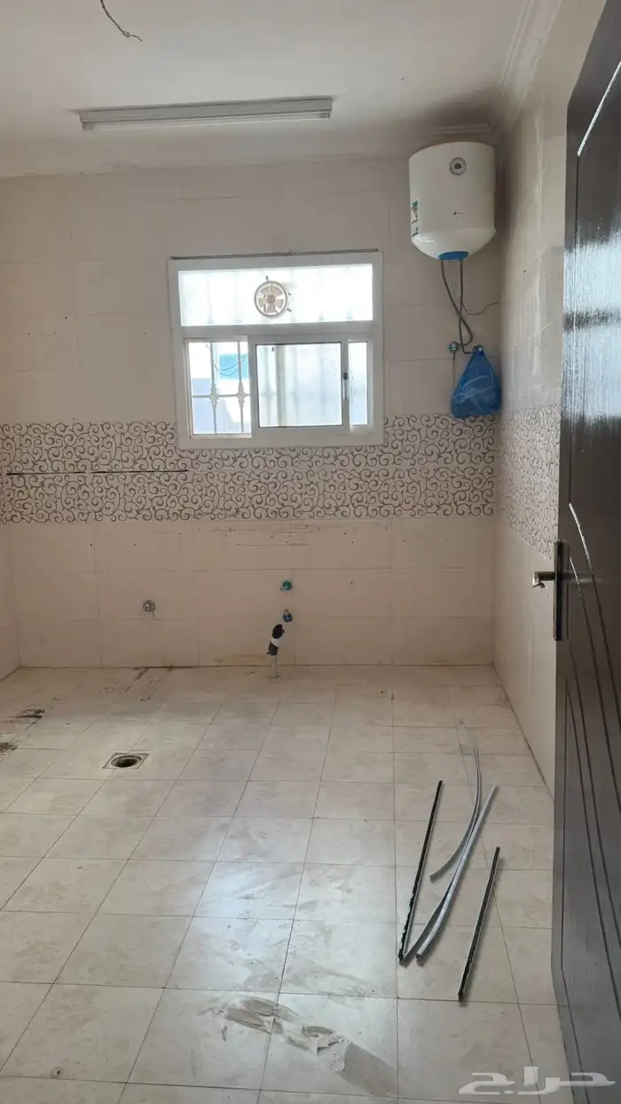 شقة للإيجار حي لبن 12