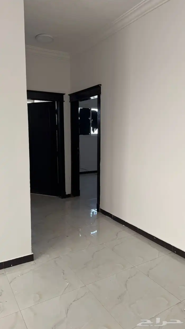 شقة للإيجار حي لبن 10