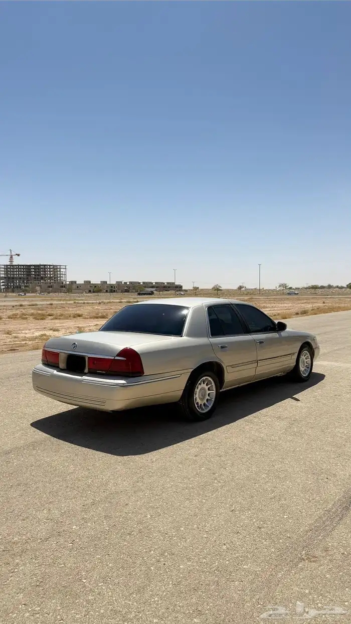 فورد مديل 2000 2