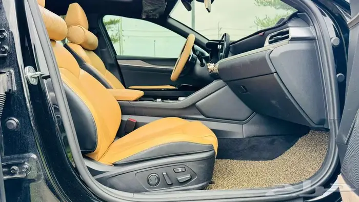 كيا k5 موديل 2020 بطاقة جمركية 18