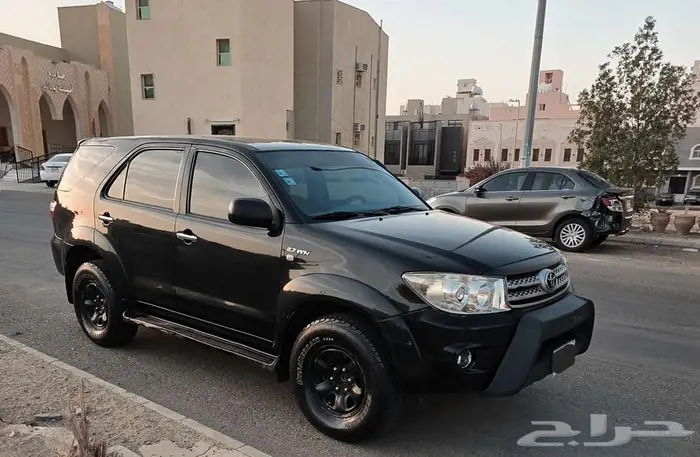 تايوتا فورتشنر م 2011 اربع سلندر بدون دبل 3