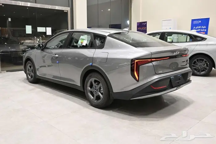 كيا K4 الفئه LX استاندر موديل 2026 ماكينة 1.6 19