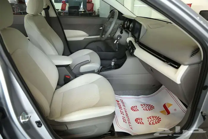 هيونداي اكسنت 2026 متوفرة الآن لدى صالح للسيارات 12