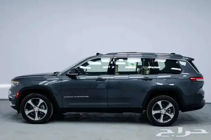 جيب شيروكي ليميتد 3.6 2023 1