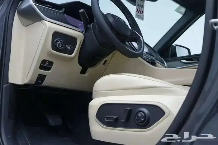 جيب شيروكي ليميتد 3.6 2023 5