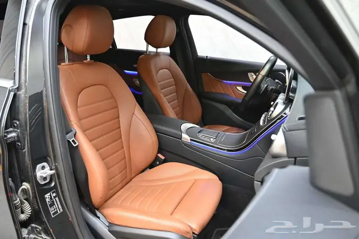 مرسيدس GLC300 2023 وارد كوريا 18