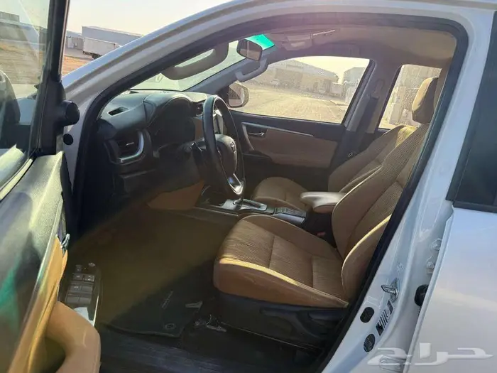 تويوتا فورتشنر VX1 دبل بنزين موديل 2023 ممشى 47000 13