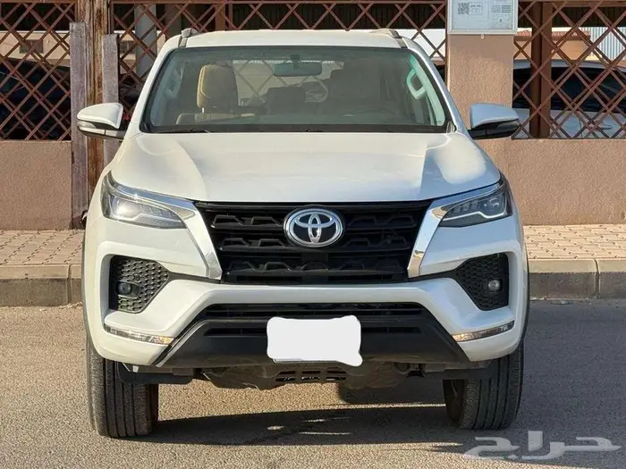 تويوتا فورتشنر VX1 دبل بنزين موديل 2023 ممشى 47000 1