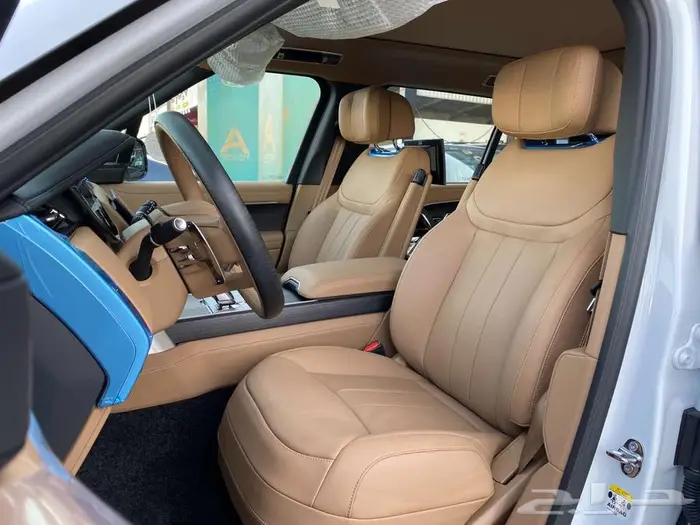 رينج روفر أوتوبيوغرافي لونق 2025 مواصفات خليجي ضمان 10 سنوات 9