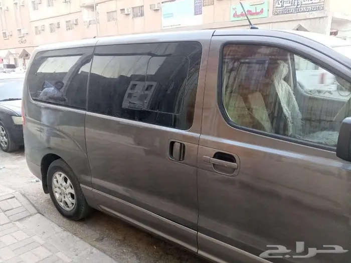 H1 hundai model 2013 7 seater ..sr37500 0