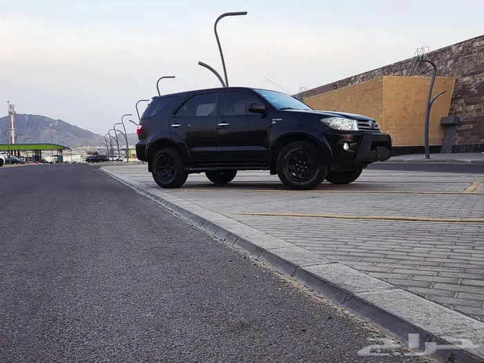 تايوتا فورتشنر م 2011 اربع سلندر بدون دبل 1