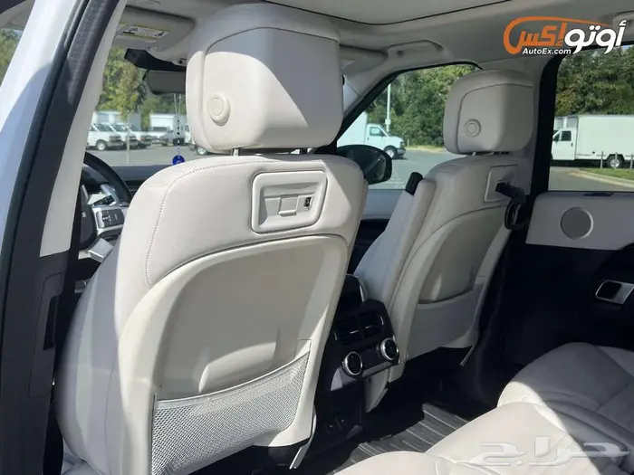 2023 لاند روفر ديسكفري S 17