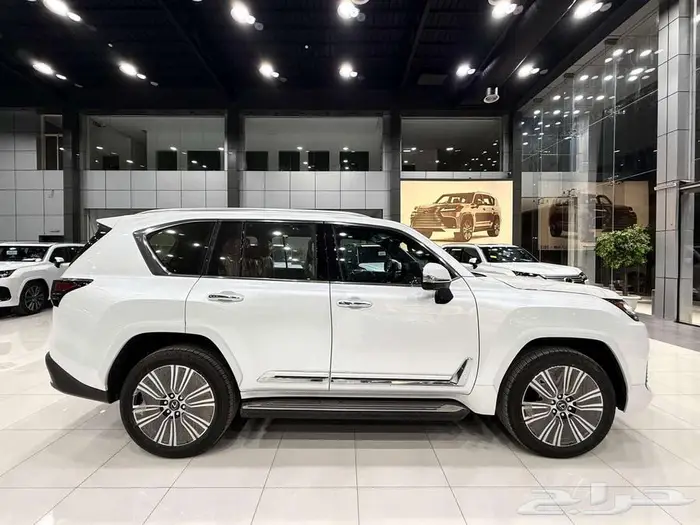 لكزس LX 600 BB سعودي ابيض داخل جملي 2025 اقل سعر كاش وبنوك 8