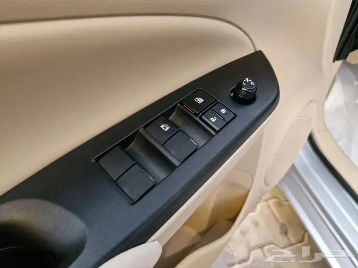 تويوتا يارس Y 2022 8